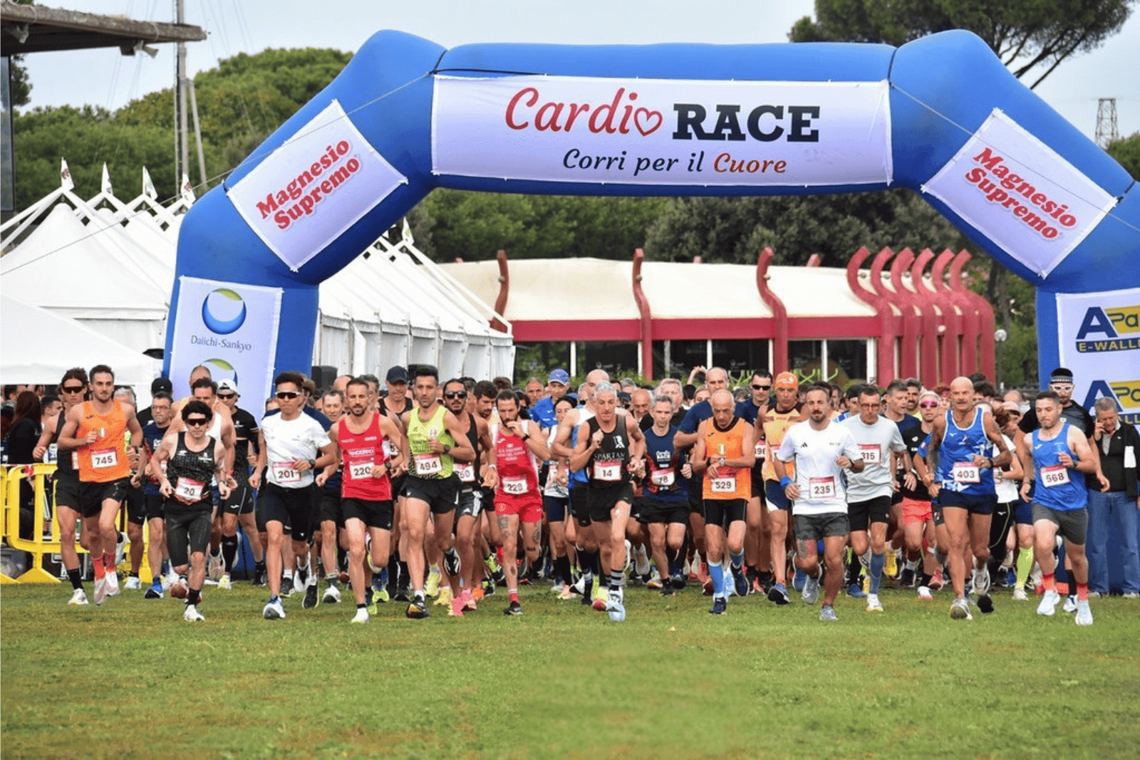 Cardio Race 2025 — foto 5: gara podistica e Villaggio della Salute all’Ippodromo delle Capannelle, Roma